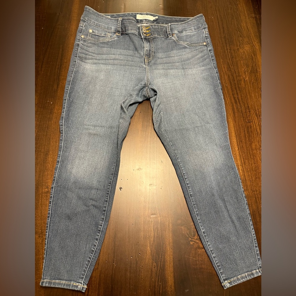 Blue Torrid 20R Jegging Jeans